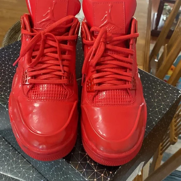 Jordan 4 ( SOLD) - Picture 2 of 9